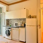 As A Local! Santos Historical 6 Bedroom Iii Διαμέρισμα