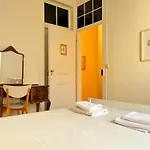 As A Local! Santos Historical 6 Bedroom Iii * Lisboa
