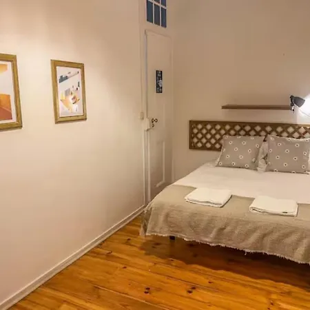 As A Local! Santos Historical 6 Bedroom Iii