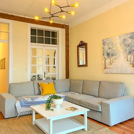 As A Local! Santos Historical 6 Bedroom Iii * Lisboa