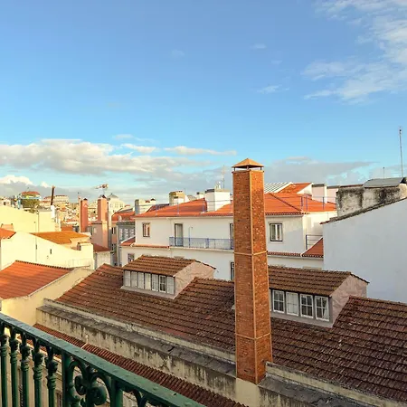 Appartamento As A Local! Santos Historical 6 Bedroom Iii Lisbona