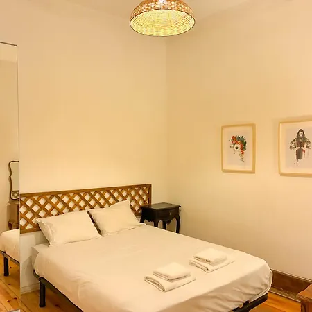 Lägenhet As A Local! Santos Historical 6 Bedroom Iii Lisboa