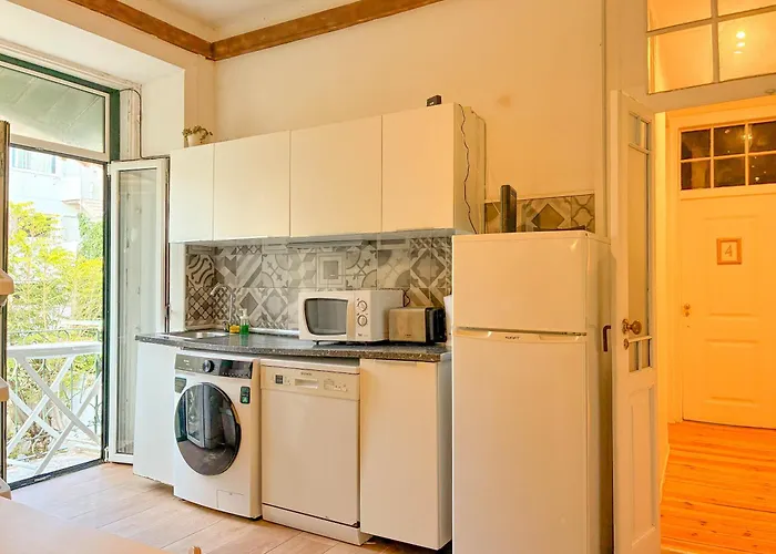 As A Local! Santos Historical 6 Bedroom Iii Apartment