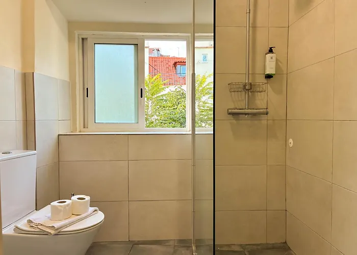 As A Local! Santos Historical 6 Bedroom Iii Apartment