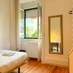 As A Local! Santos Historical 6 Bedroom Iii Lisbona
